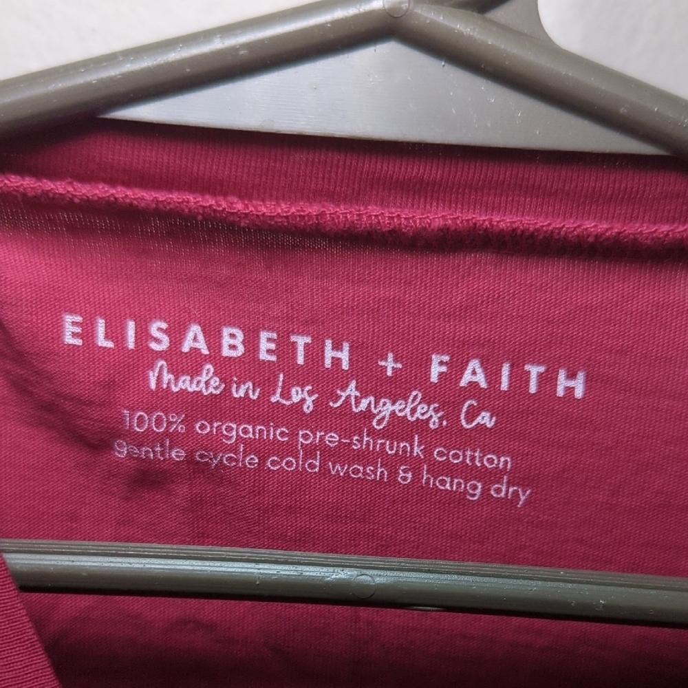 Elisabeth + Faith Disney T-Shirt Red "All I See is Magic" Mickey Ears Girls 10 - Picture 2 of 5